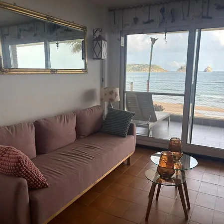 En La Playa, Se Admiten Mascotas, - Es-323-10 *