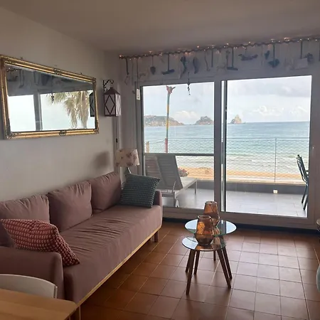 En La Playa, Se Admiten Mascotas, - Es-323-10